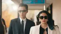 Tập 10 Gia Đình Ngụy Trang
