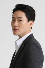 강준석