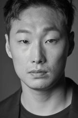 박태산