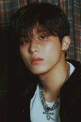 박정우