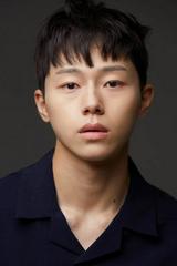 전영인