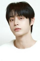 김지웅
