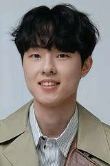 김동휘