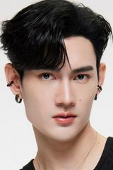 นเรศ พร้อมเผ่าพันธ์