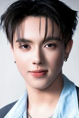อิษฎา เคร้าเครือ