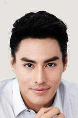 นาวิน เยาวพลกุล