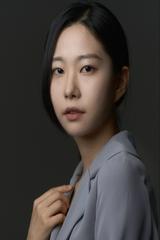 Kim Yoon-jin