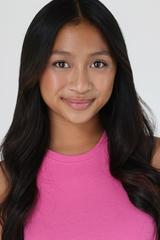 Chloe Adona