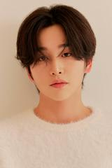 김윤우