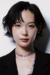 穂志もえか