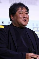 外崎春雄