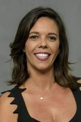 Flávia Reis