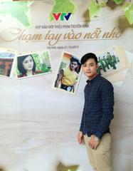 Chạm Tay Vào Nỗi Nhớ